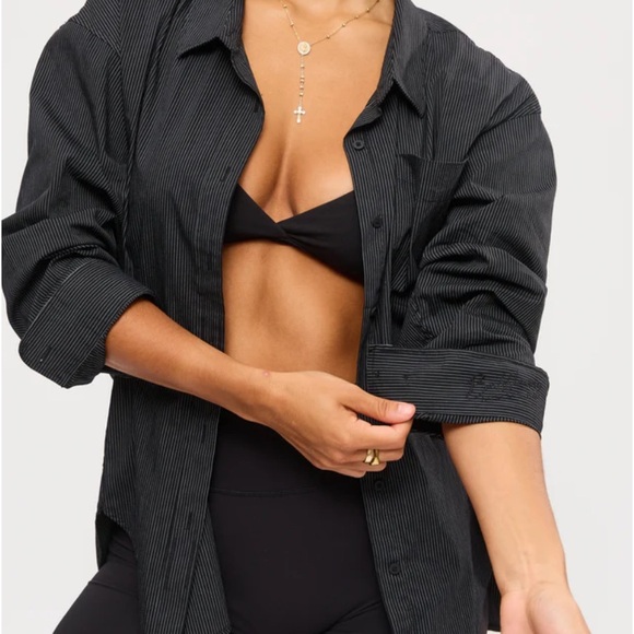 BUFFBUNNY Boyfriend Button Up Shirt - Picture 2 of 8